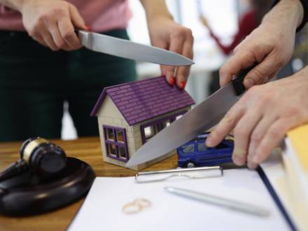 Cook County, IL asset division lawyer